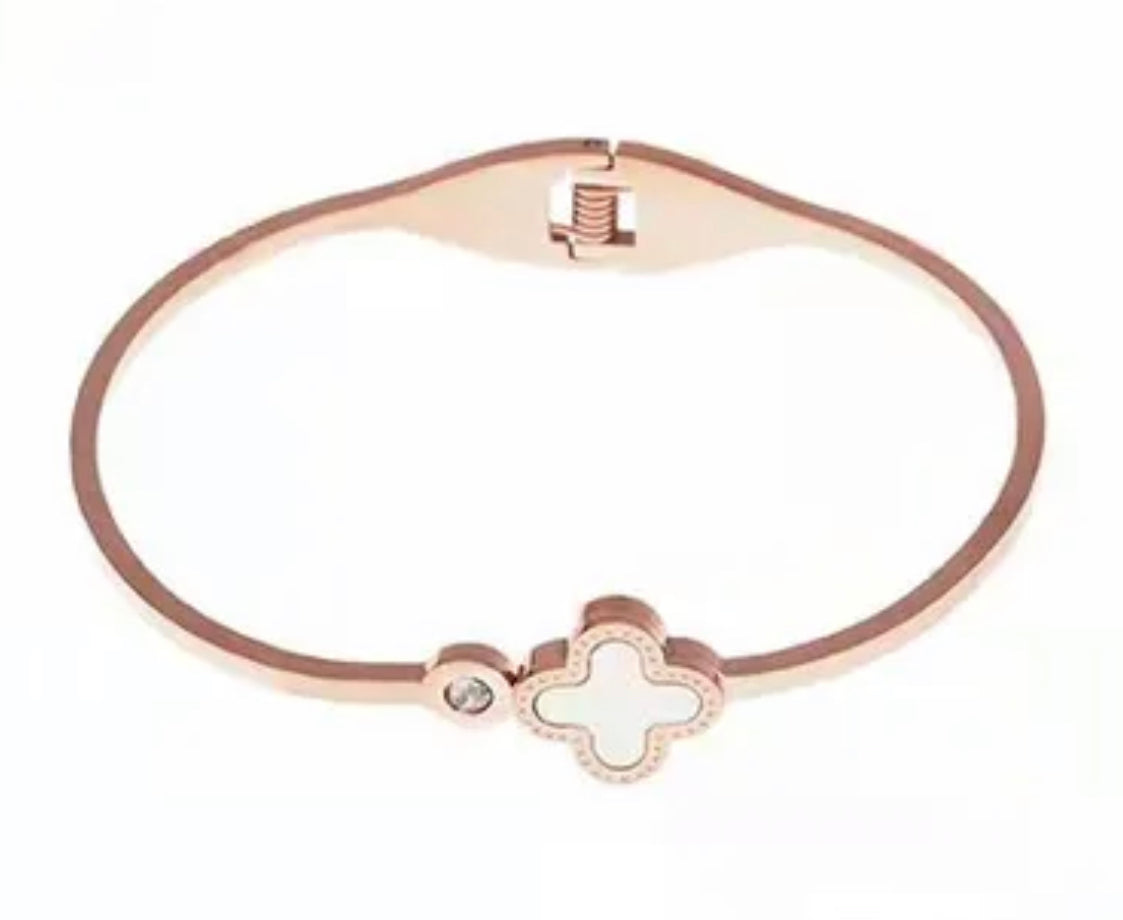 Clover Bangle