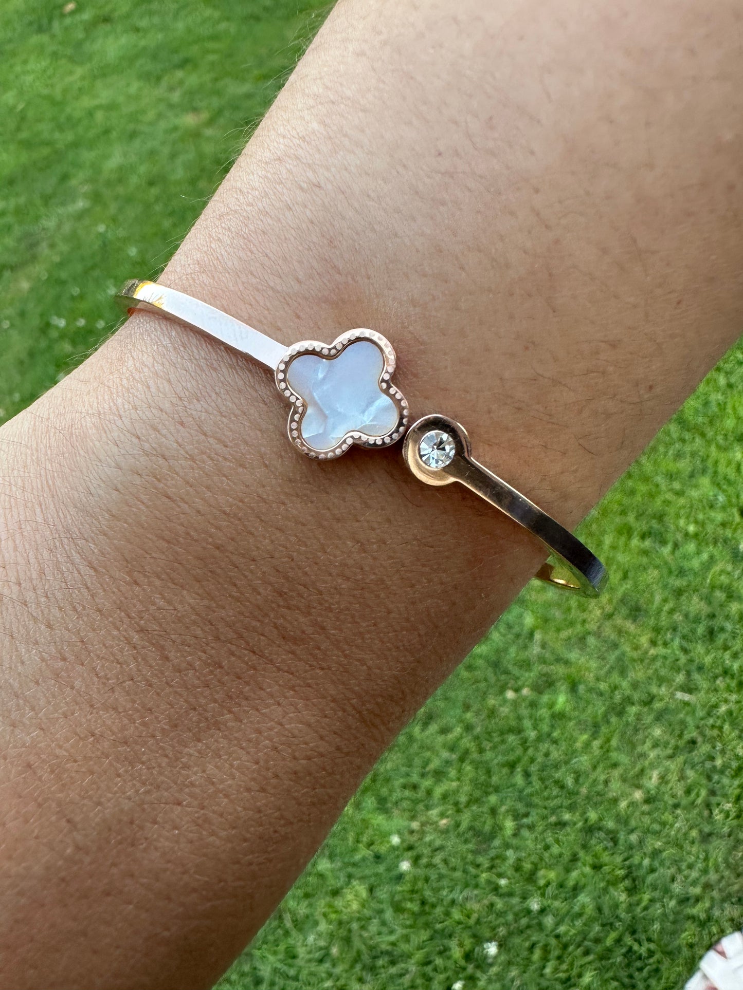 Clover Bangle